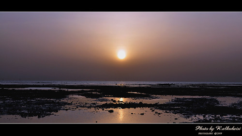 SunRise by RASHID ALKUBAISI, camera : Nikon D90
Lenses : Nikkor 24-70mm F/2.8 ( N )
© All copyrights for all photos i