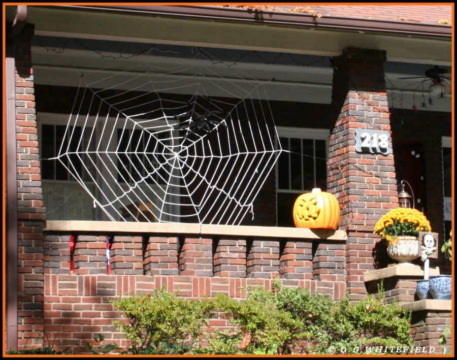 Decatur, Ga. 2009 Halloween Yard Displays by -WHITEFIELD-