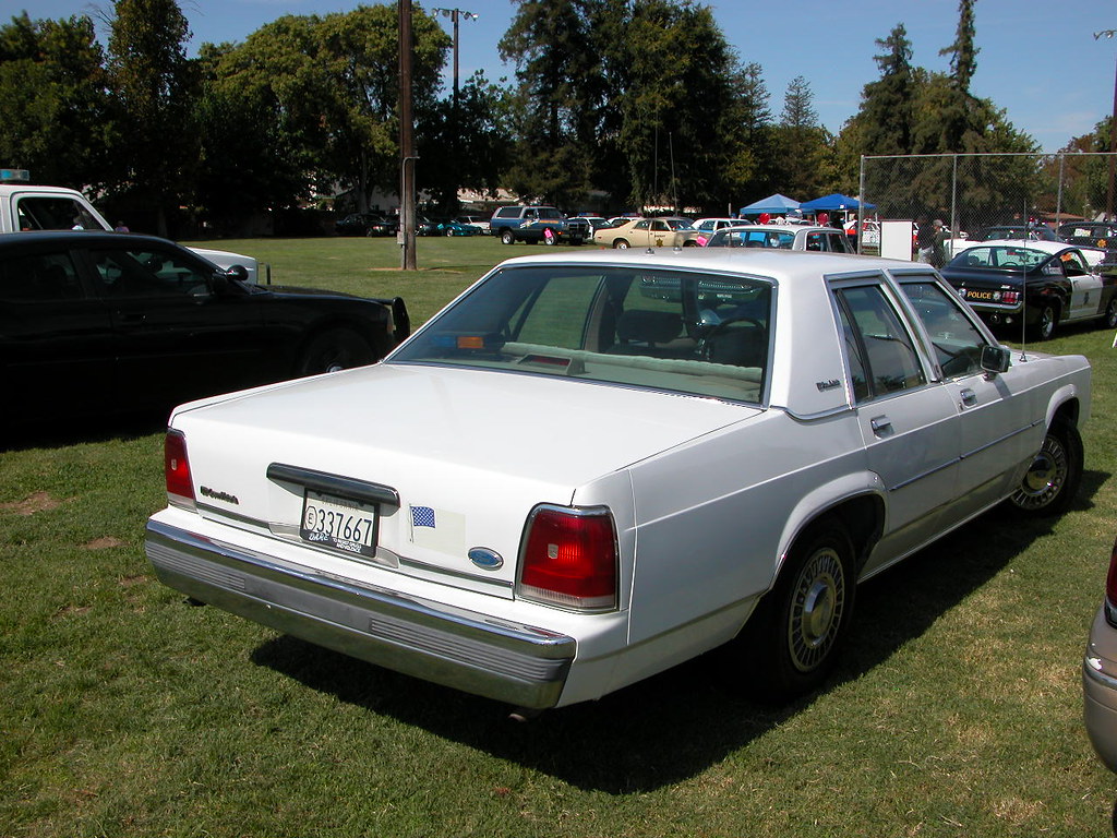1991 Ford Crown Victoria Police Plain Wrapper