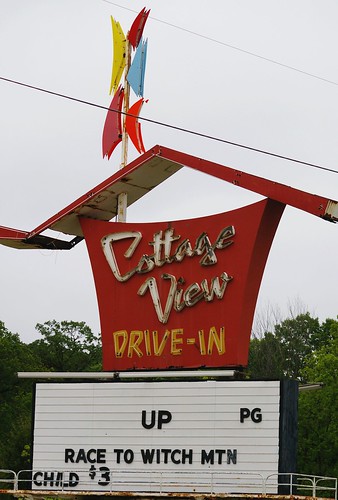 cottage view drivein movie outdoor theater us route highway hwy 61 grove minnesota pentax k100d flickriver