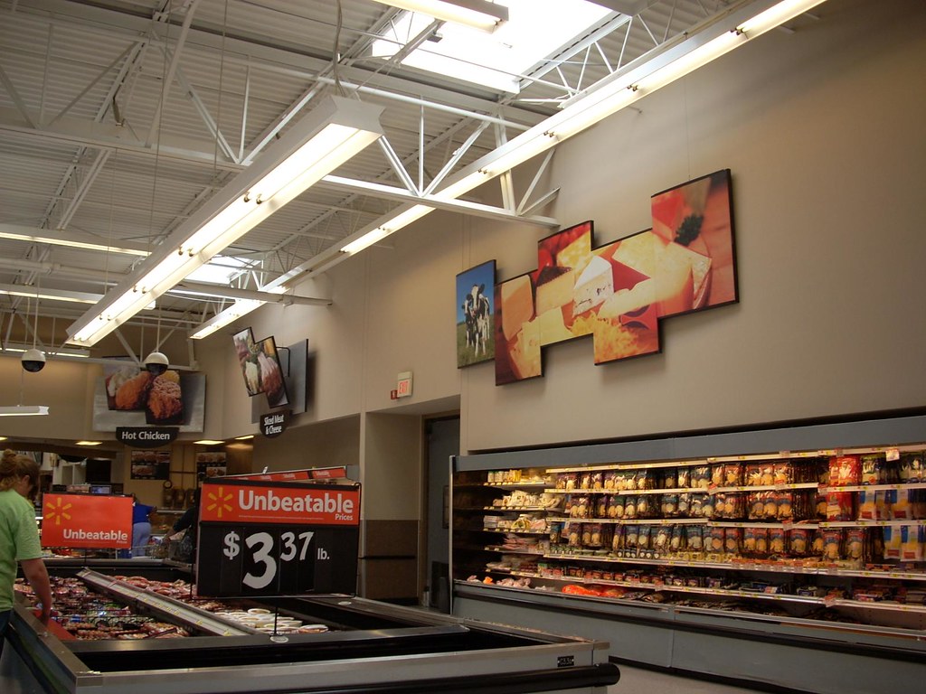 Walmart Supercenter editorial photography. Image of interior - 162095172