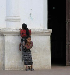 Girls at church - muchachas en la puerta de la iglesia; San Miguel Chicaj, Baja Verapaz, Guatemala