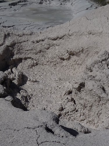 Spitting Mudpool, Artists' Paintpots, Yellowstone | by Mithreas