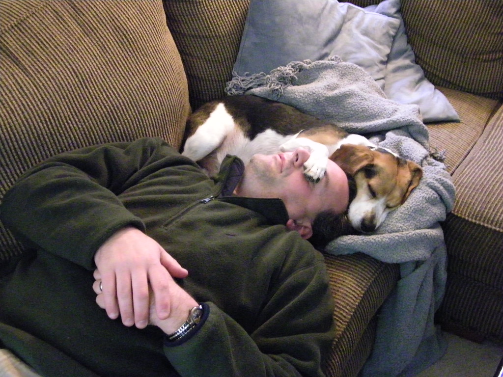 128/365/493 (October 17, 2009) - Corey and Flapjack on a Lazy Saturday Afternoon