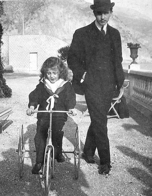 1902 - Vincenzo Florio con il nipotino Baby-boy a Beaulieu… | Flickr