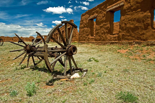 Fort-Union-Wagon-and-Wall