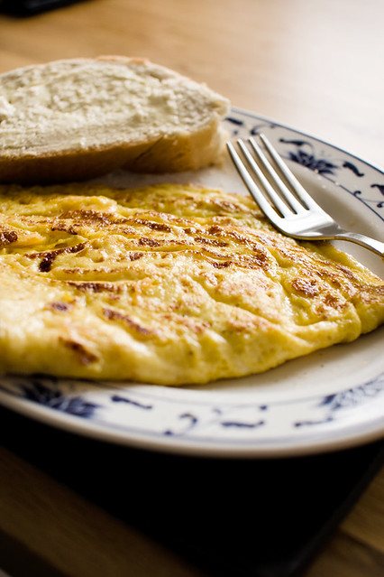 Three Egg Cheese Omelette | Classic three egg omelette - wit… | Flickr