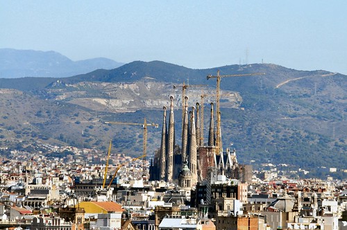 Barcelona Sagrada Família church from Palau Nacional | Flickr