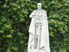 Statue of George V outside Westminster Abbey