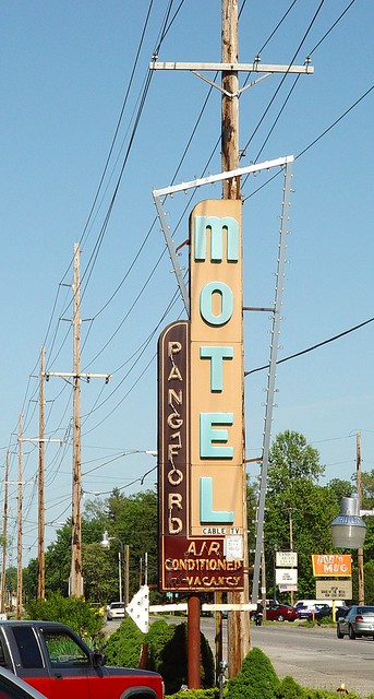 Pangford Motel Sign, Long Shot - 5/31/09