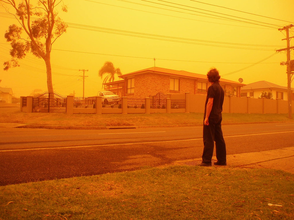 23/09/2009 (Day 3.266) - Dust Storm by Kaptain Kobold