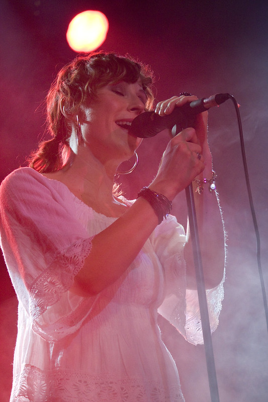 Concierto de The Gathering en Barcelona, Salamandra