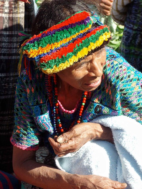 Woman - Mujer en el mercado de San Miguel Chicaj, Baja Verapaz, Guatemala