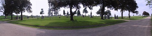 Rosedale Cemetery, Cambridge City Cemetery by the dark room2009, 4 stitched Panorama Looking west

W 6450 > 1024
H 1545 > 225
H 200 dpi
V 200 dpi
Depth 24
Cano