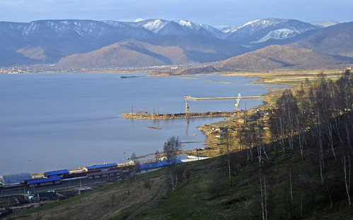 snow mountains russia crane journey transsiberian tsr transsiberianrailway lakebaikal railwayjourney railwaytrip kultuk sludyanka