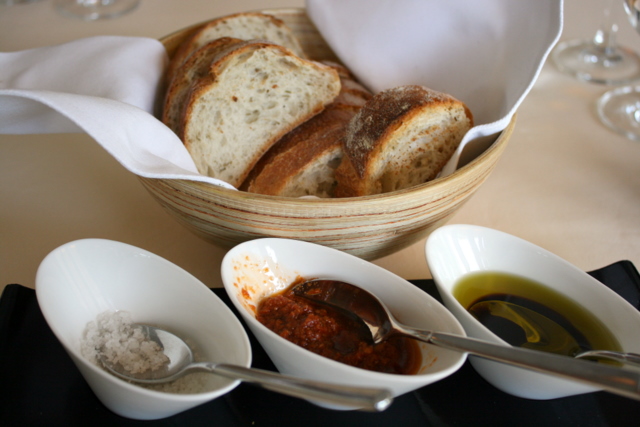 Warm bread with three condiments | www.camemberu.com/2009/05… | Flickr