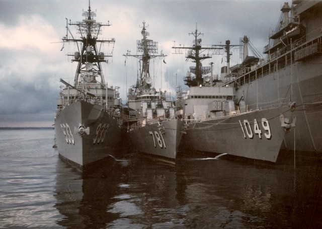 19700908P-1  USS Barry DD-933, USS Huntington DD-781, USS Koelsch DE-1049, USS Puget Sound AD-38  Newport, RI  8 Sep 1970