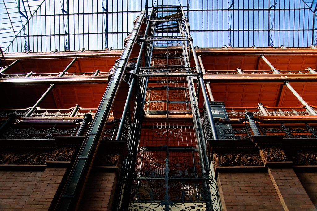 Los Angeles - Bradbury Building | en.wikipedia.org/wiki/Brad… | Flickr