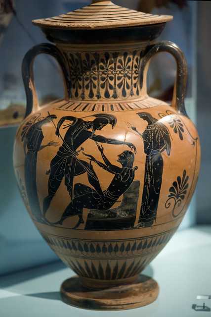 Amphora (RMO Leiden) Neoptolemos kills Priamos 520-500bc Athens