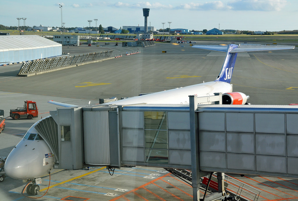 Denmark_0011 - Plane at Copenhagen Airport