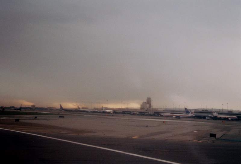 San Francisco Airport (1996)