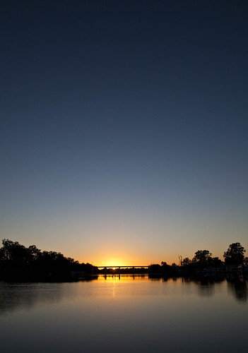 blue water sunrise dawn golden mildura ©2009toddnorbury roadtriptrip2009 onzfave