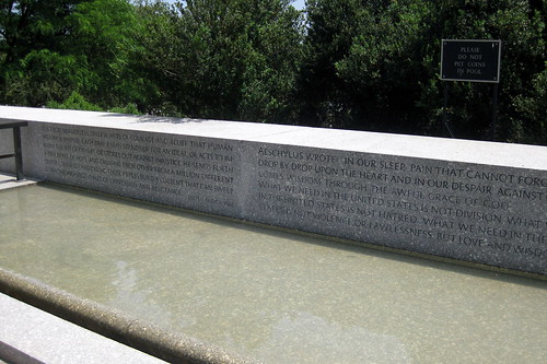 弗吉尼亚州 - 阿灵顿国家公墓：罗伯特·F·肯尼迪墓地