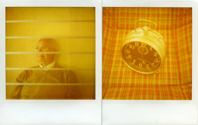 polaroid sx 70 : prisoner of time that passes