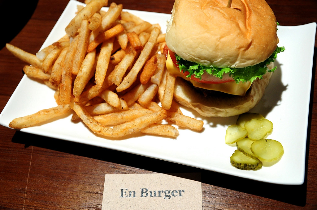 En Burger－牛肉起士漢堡 (200)