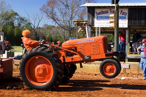 orange tractor pull tractorpull allischalmers tractorpulling wd45 ghholt 11272009 satpa