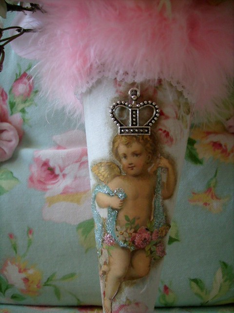 christmas,holiday,shabby,cottage,roses,chic,crowned angel,tussie mussie a