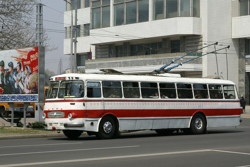 Chollima 72 trolleybus