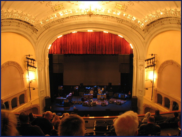 Moore Theater, Seattle