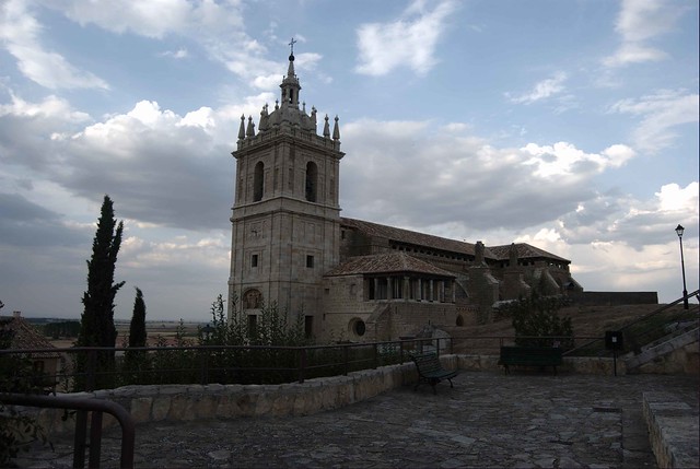 Iglesia catedralicia de San Hipólito El Real (exterior frente), Támara de Campos