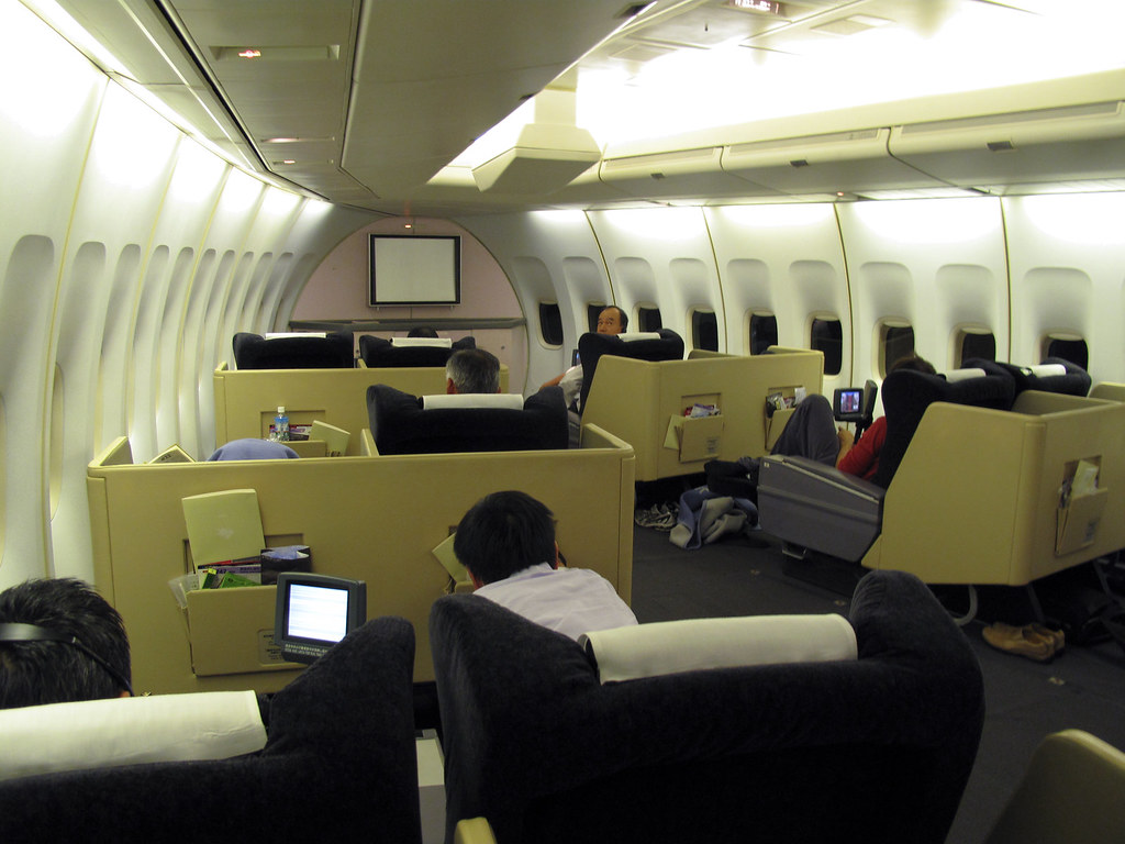 Jal First Class Cabin Boeing 747 400 Aboard Japan Airline