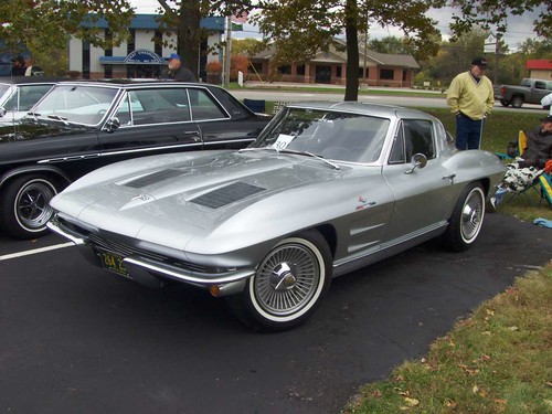 chevrolet stingray corvette coupe 1963