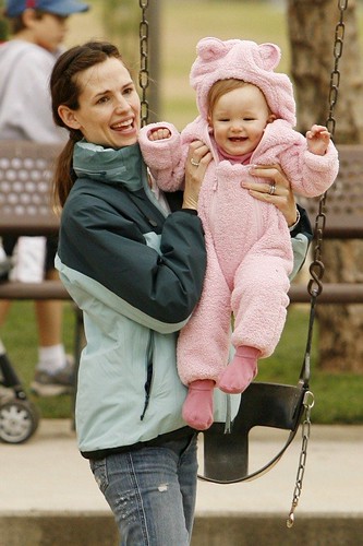 Jennifer Garner and laughing Seraphina Affleck! | by mbeirouty