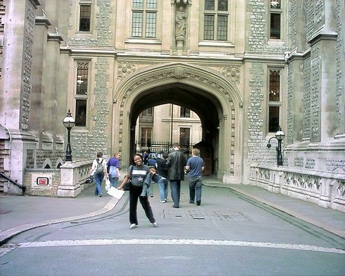 Arch of the Maughan Library