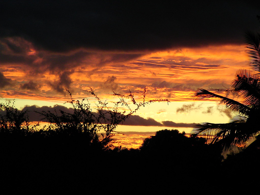 More Amazing Sunsets from Maui