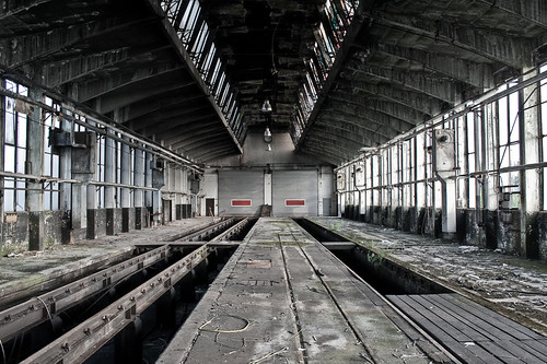 Untitled (3678370602) by neontiger