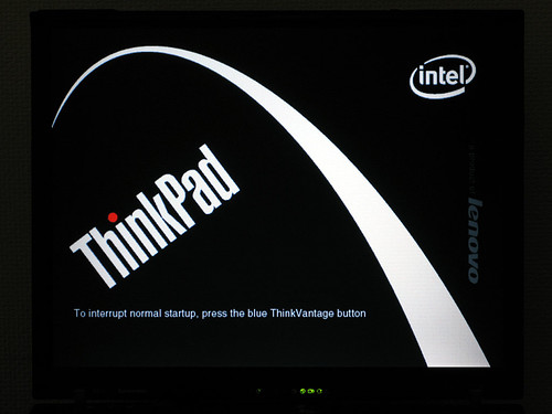 Boot Logo: White Arc | by EMO8800