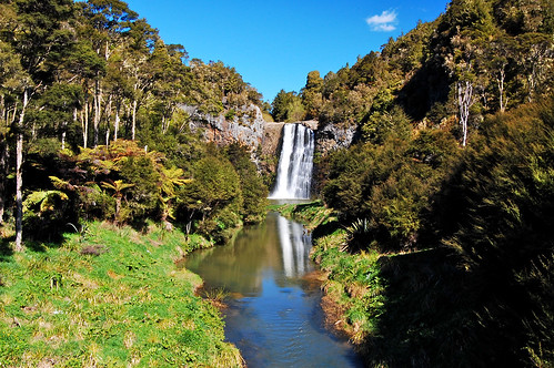 travel newzealand reflection waterfall aotearoa regionalpark d40 hunuaranges hunuafalls 1855mmf3556gii