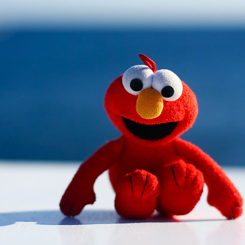 Elmo chilling too by bbanana