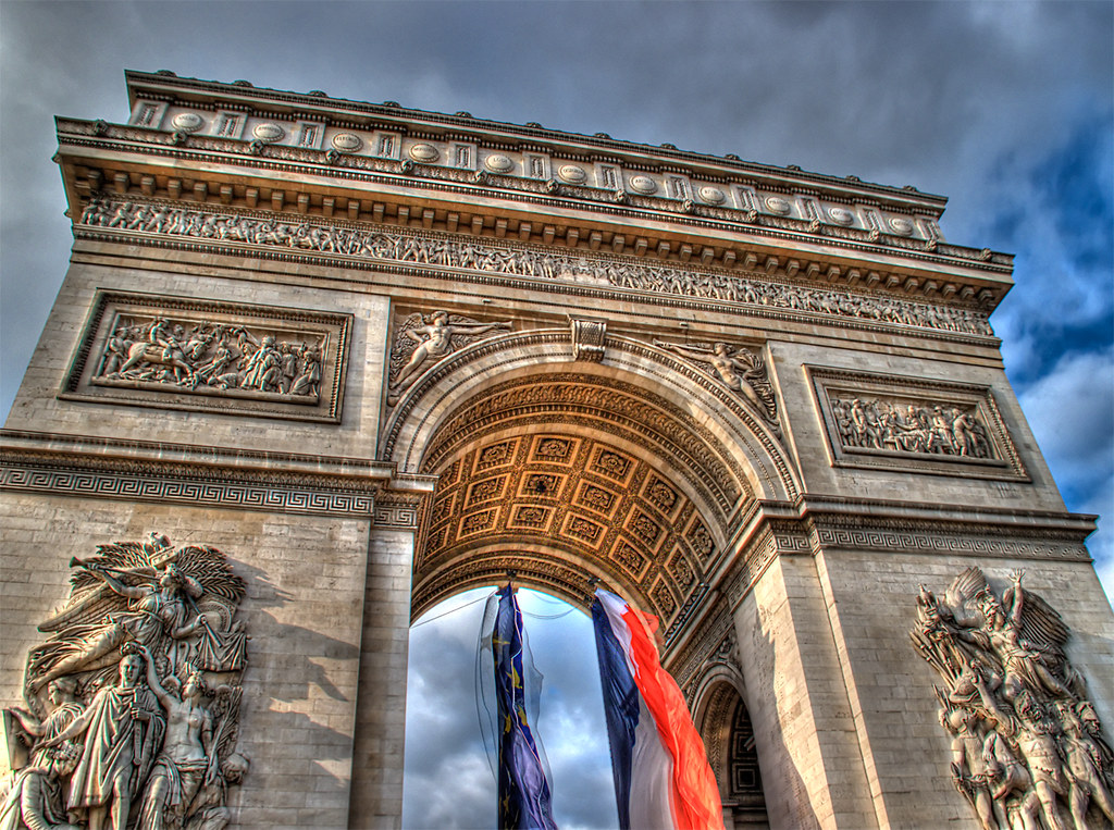 Arc de Triomphe | The triumphal arch honours those who fough… | Flickr