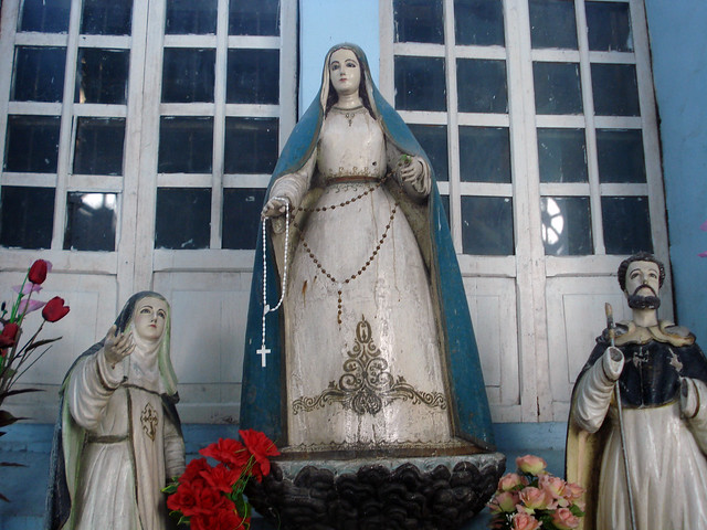 Wooden image of Our Lady of the Rosary