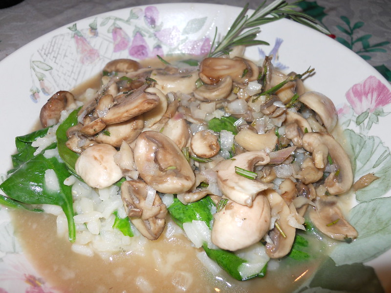 09-12-14 Smoked-Gouda Risotto with Spinach and Mushrooms