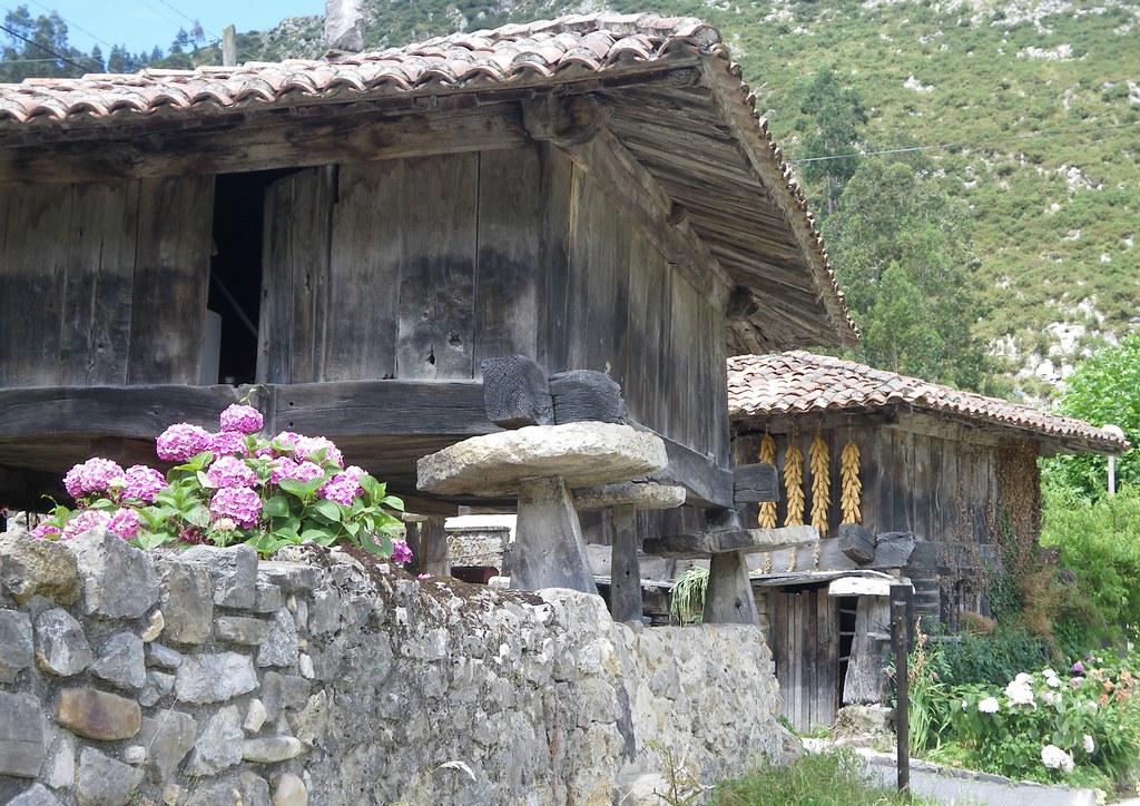 Ruta de los Molinos, La Cuevona, Ribadesella, Asturias