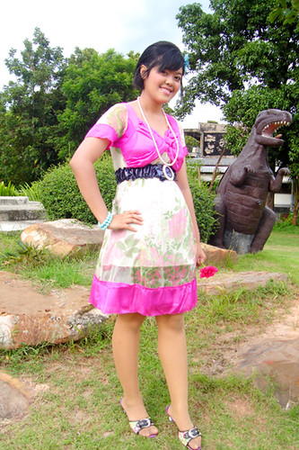 Retro Party Me VS.Dino | by momomimee2