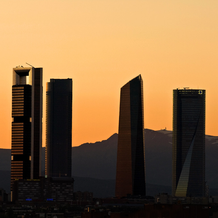 Madrid's Skyline by Losrodri