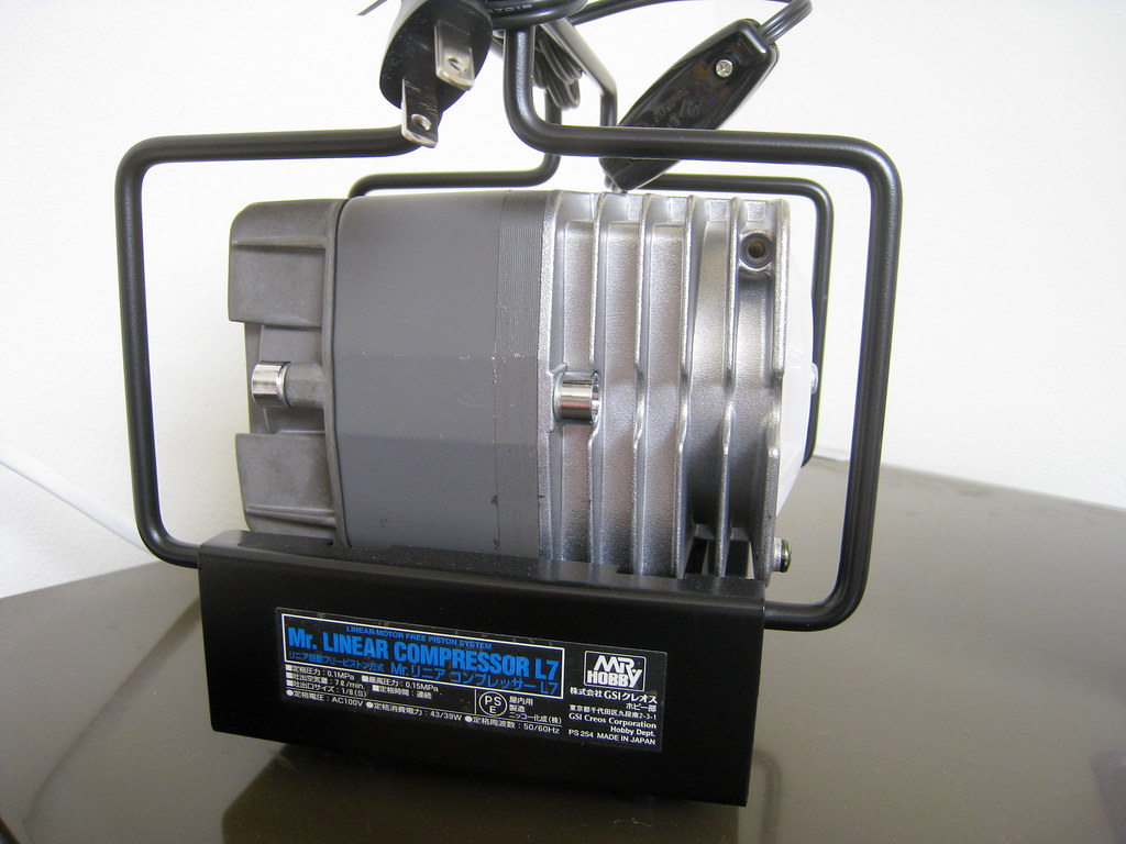 Mr.HOBBY リニアコンプレッサーL7 レギュレーター/プラチナセット PS309 | Kevin Lee | Flickr